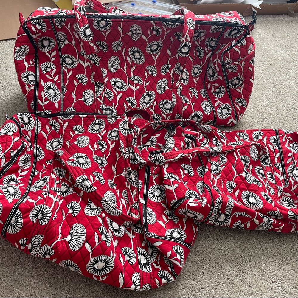 Red Floral Quilted Travel Bag Set